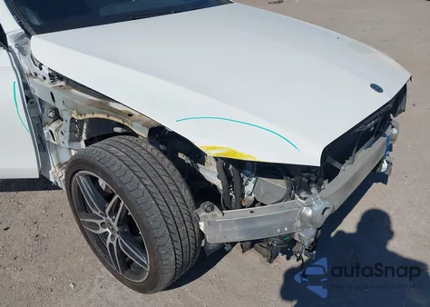 2019 Mercedes-Benz E 300 z USA, uszkodzony, nr VIN WDDZF4JB6KA600361